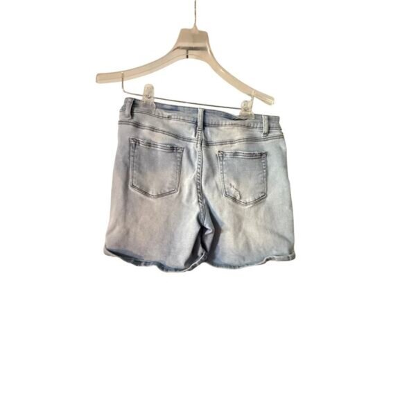 Women's Size 10 Shorts - Picture 2 of 2